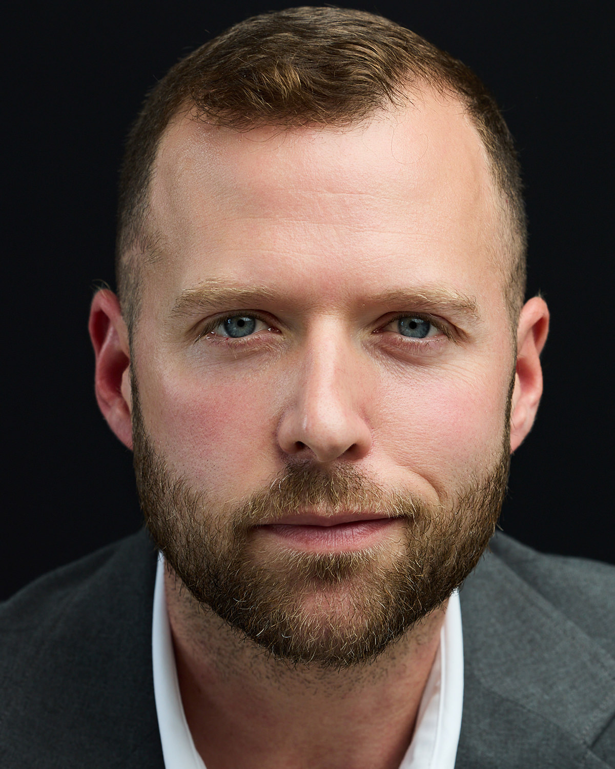 Prestige Visuals Atlanta business headshot showcasing executive presence
